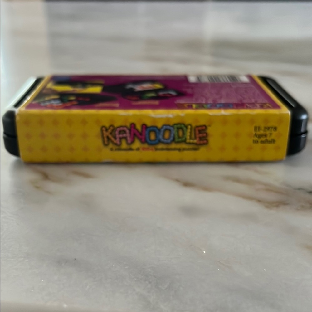 EUC Educational Insights Kanoodle Brain-Twisting Solitaire Game - Picture 9 of 11